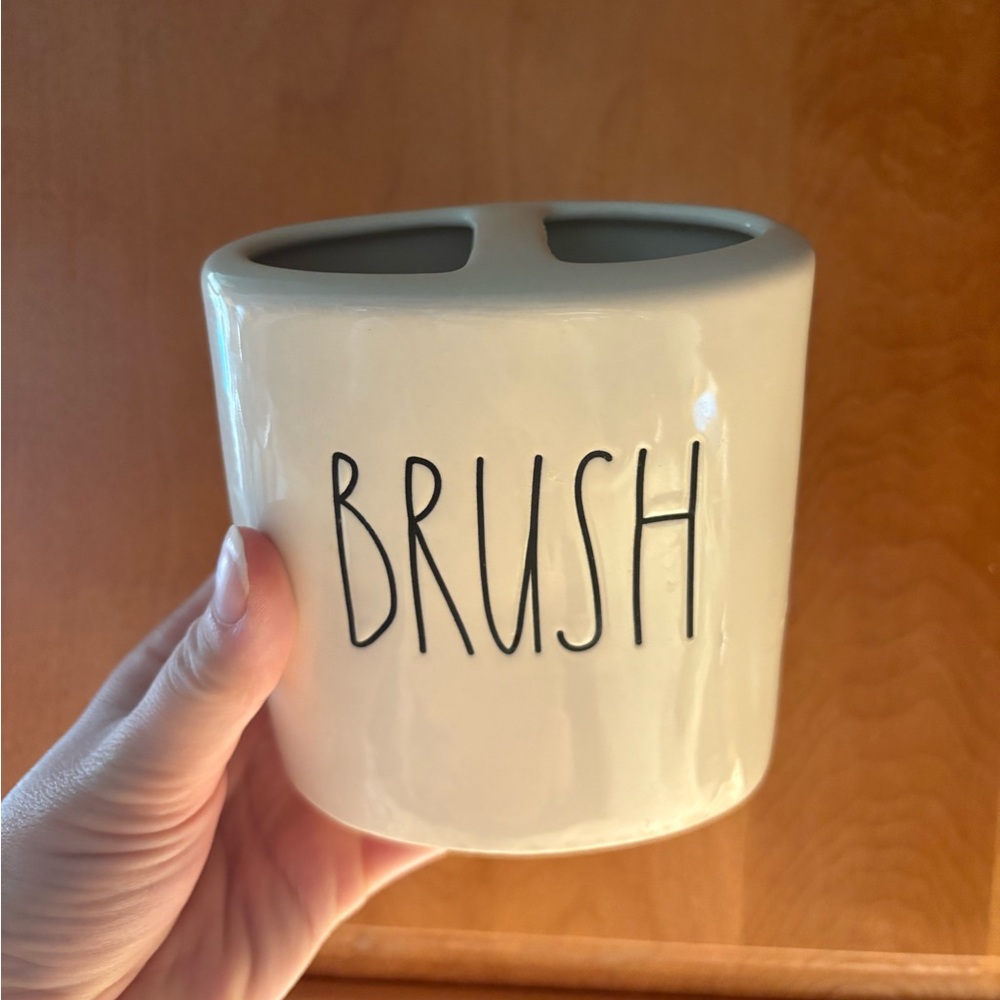 Rae Dunn Brush Holder